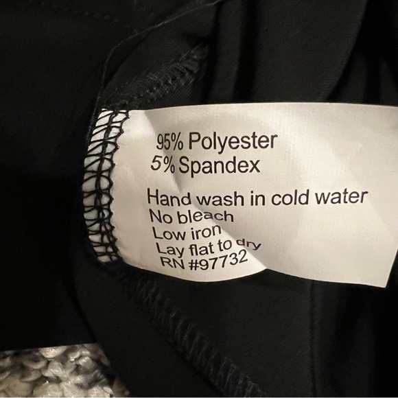 Lior Paris Abstract Art to Wear Top Blouse Colorblock - Picture 12 of 12